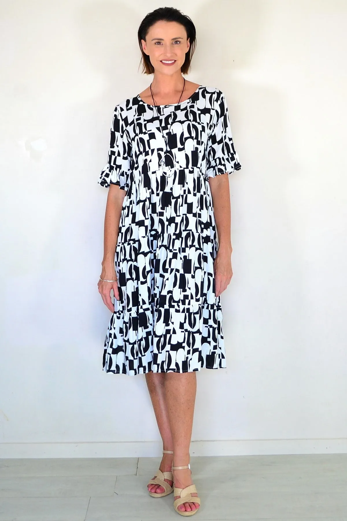 Black White Abstract Tiered Tunic Dress