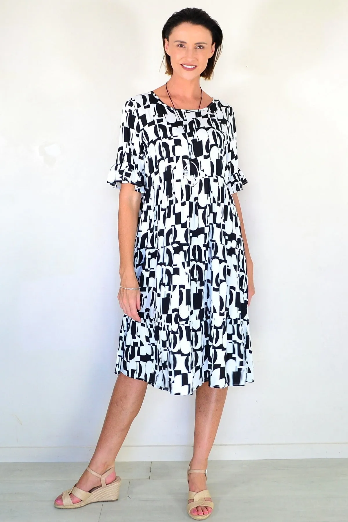 Black White Abstract Tiered Tunic Dress