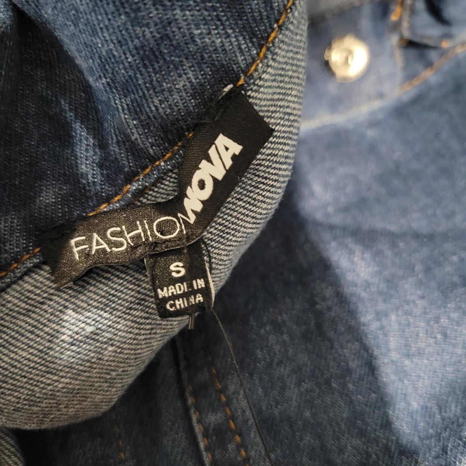 Fashion Nova Denim Utility Jumpsuit Day to Night Joggers Blue Jeans Size Small