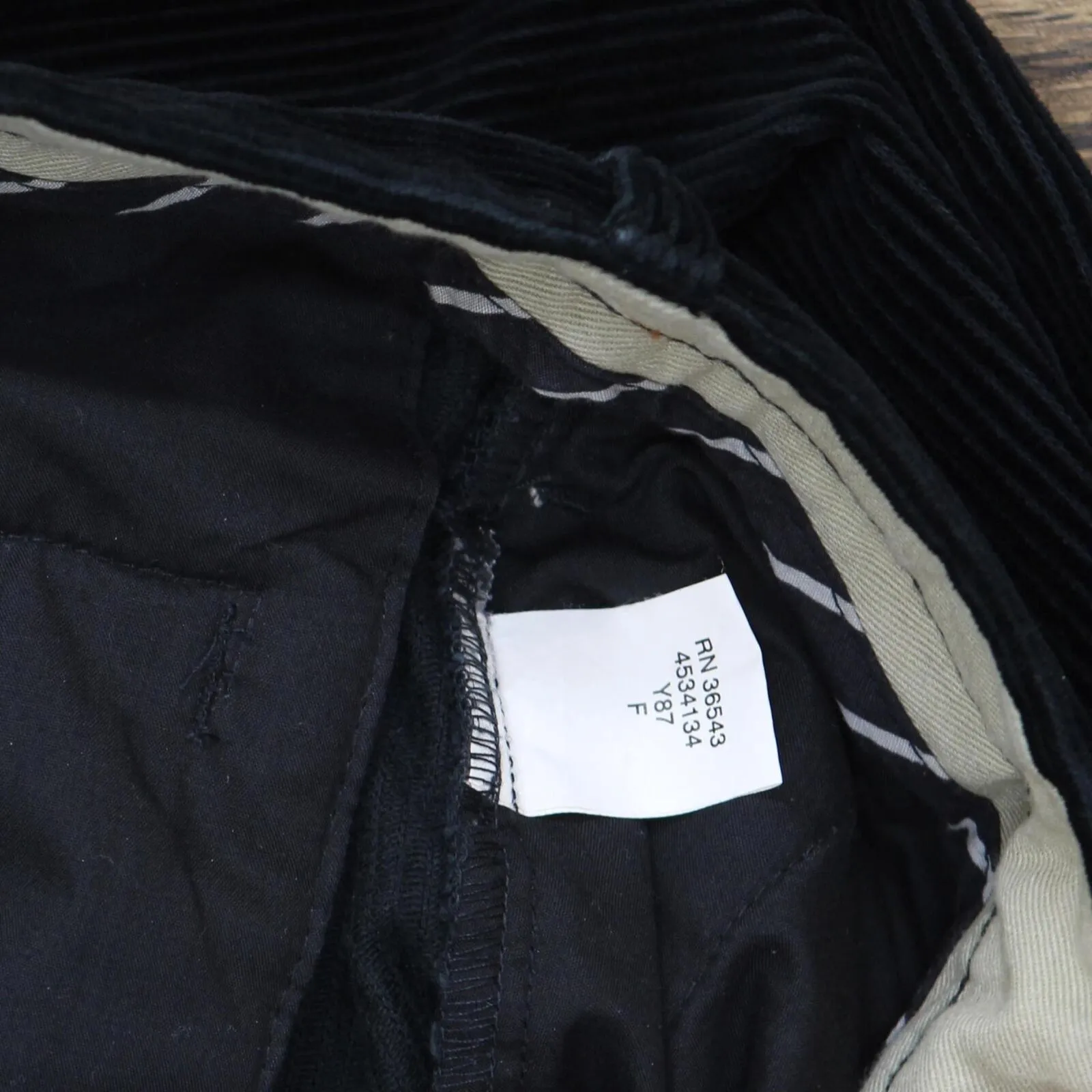 Izod Mens Corduroy Chino Dress Pants 166a7609a5e466 Black 34